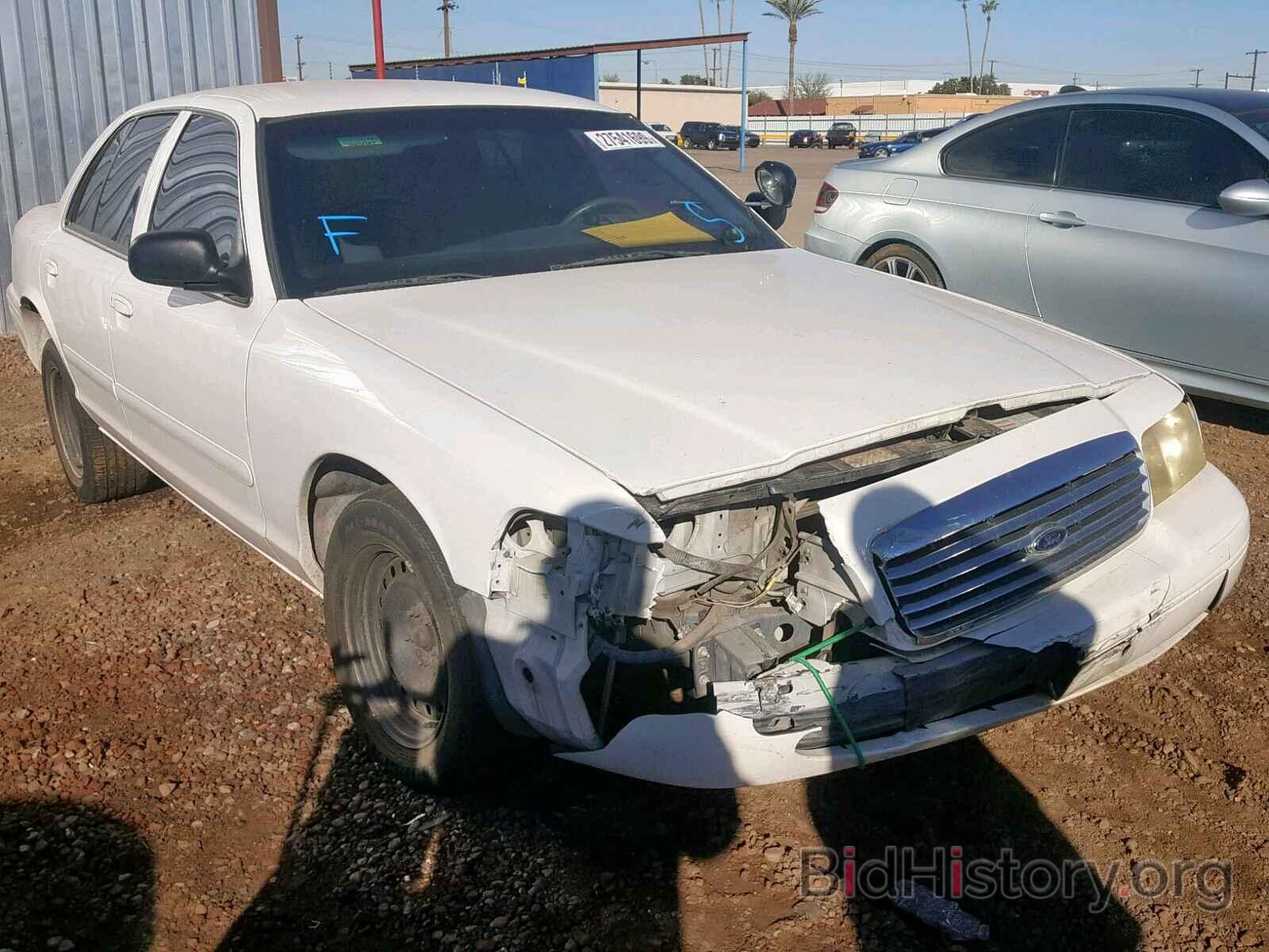 Photo 2FAFP71W0YX135838 - FORD CROWN VIC 2000