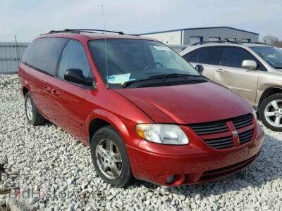 2005 Dodge CARAVAN Grand Cara, red — VIN 2D4GP44L45R518313, Copart