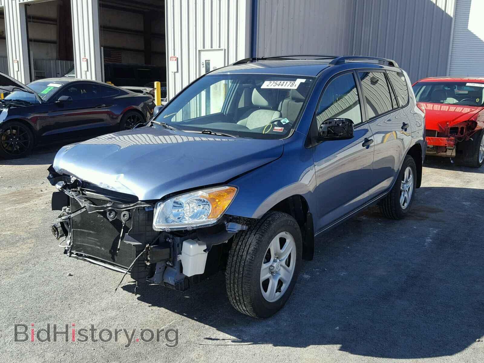 2011 TOYOTA RAV4 - VIN: 2T3BF4DV8BW157228 - Фото 2
