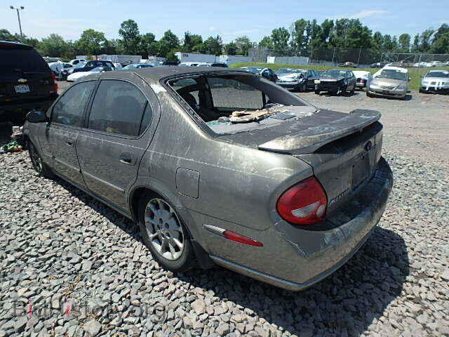 2000 NISSAN MAXIMA - VIN: JN1CA31D5YT718735 - Фото 3
