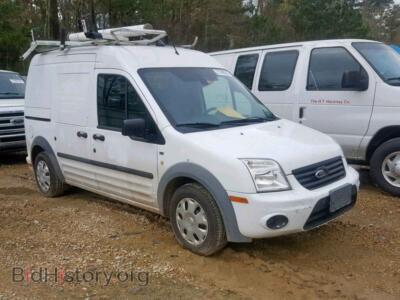 2013 Ford TRANSIT CO, двухцветный — VIN NM0LS7BN3DT134883, Copart
