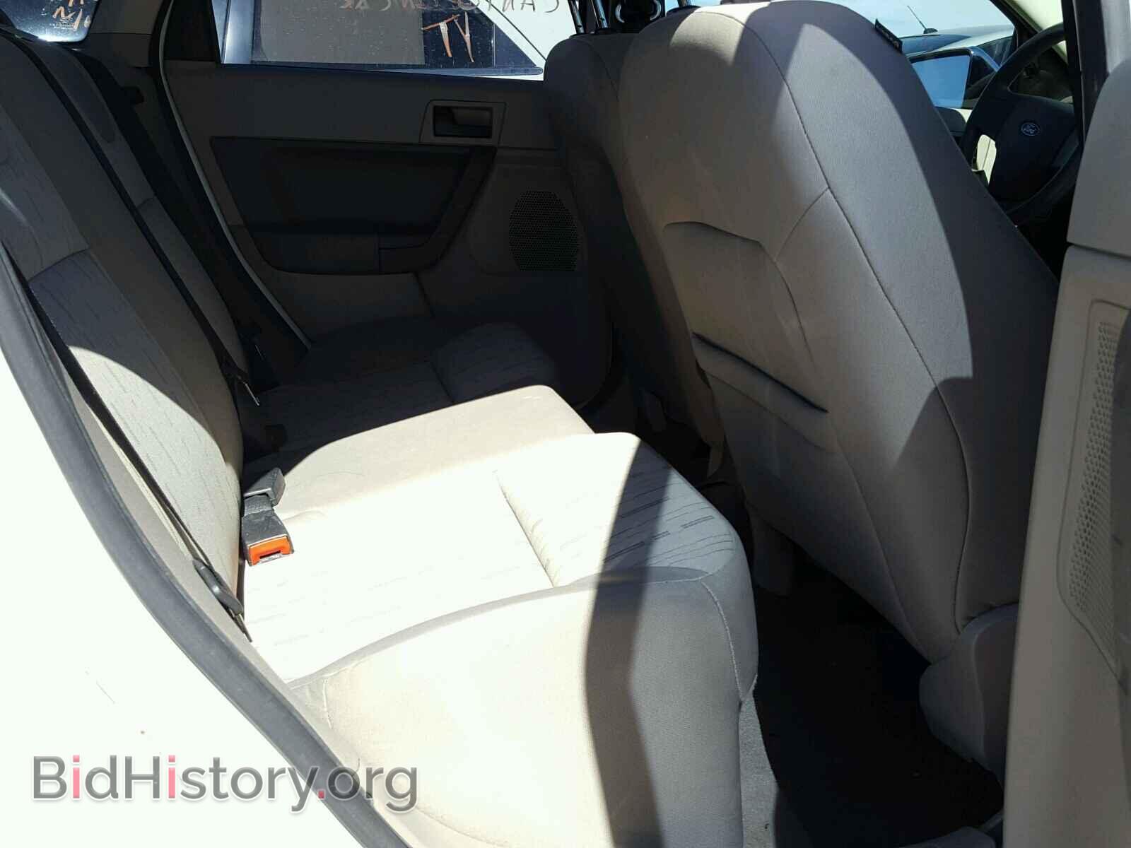 2008 FORD FOCUS - VIN: 1FAHP35N38W200633 - Photo 6