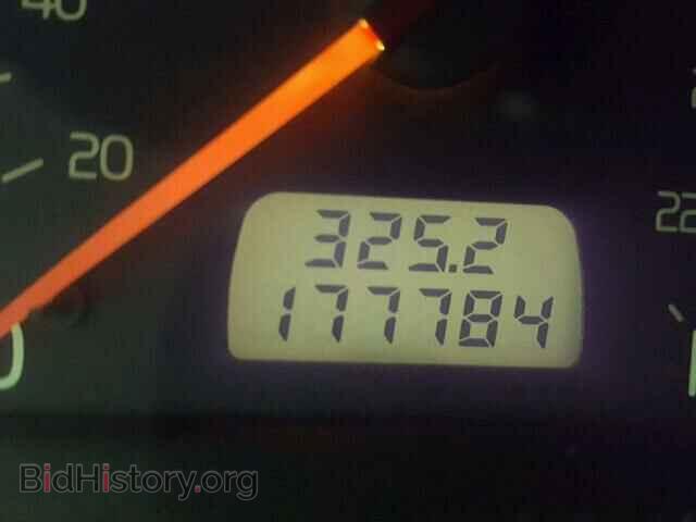 2000 VOLVO S70 - VIN: YV1LS61J0Y2654041 - Фото 8