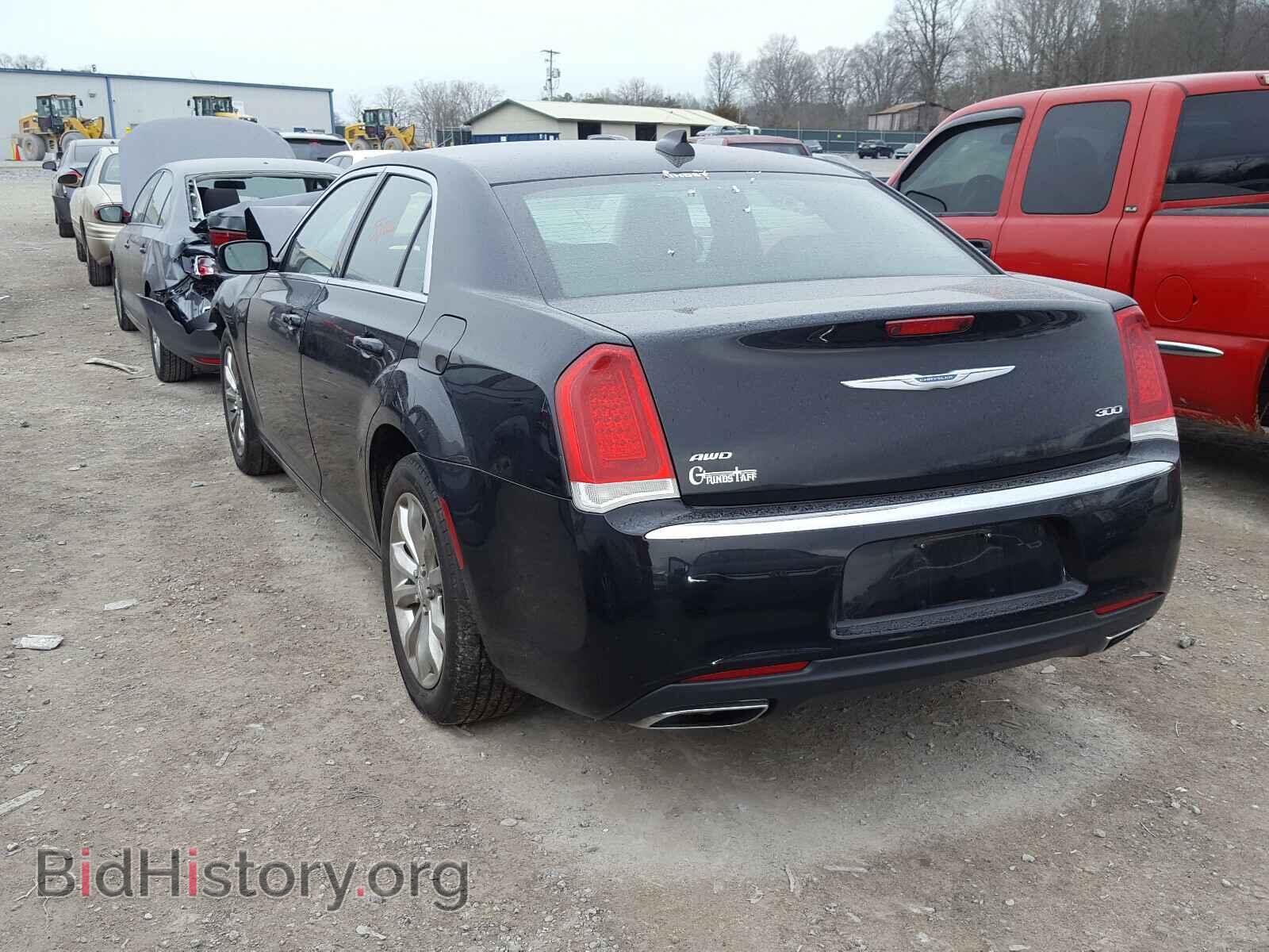 2018 CHRYSLER 300 - VIN: 2C3CCARG9JH226758 - Фото 3