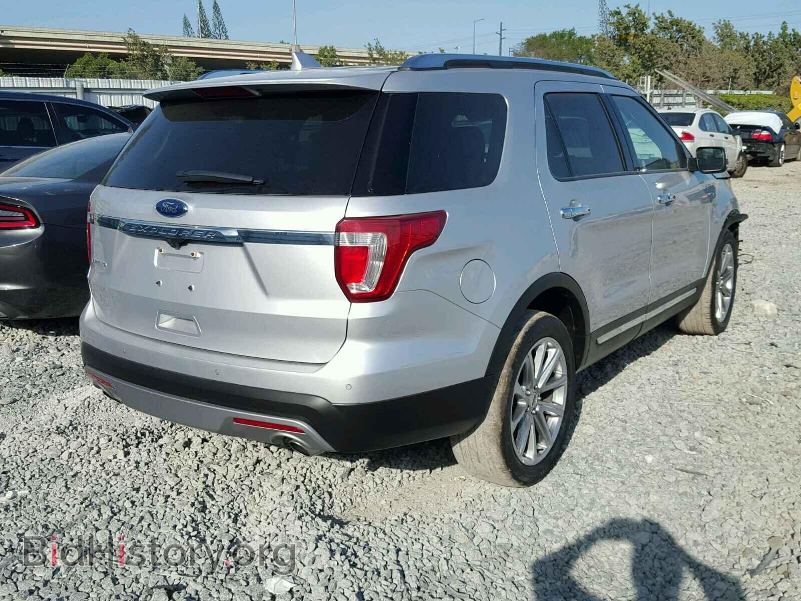 2017 FORD EXPLORER - VIN: 1FM5K7F86HGC38889 - Photo 4