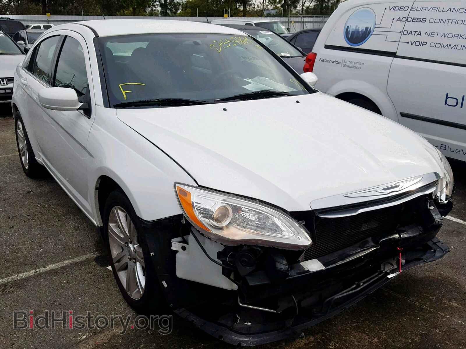 Фотография 1C3CCBAB1CN318379 - CHRYSLER 200 2012