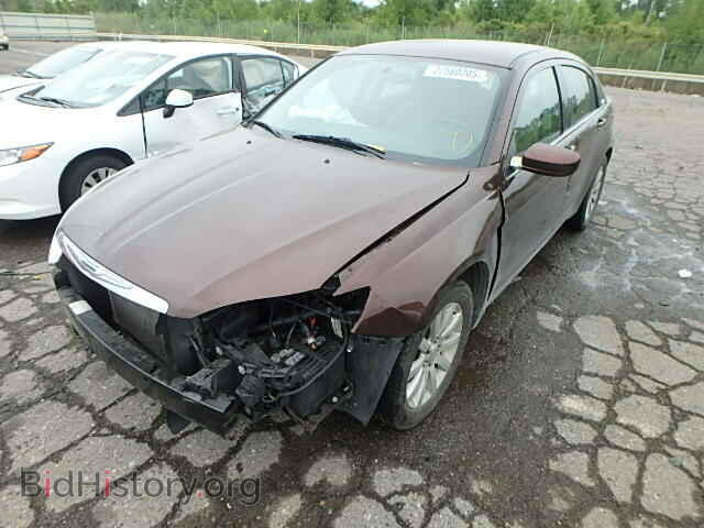 2013 CHRYSLER 200 - VIN: 1C3CCBBB1DN593508 - Фото 2