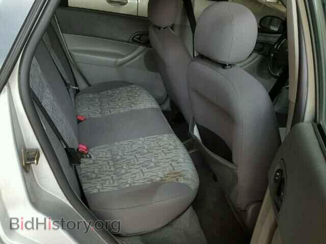 2005 FORD FOCUS - VIN: 1FAFP34N85W161140 - Фото 6