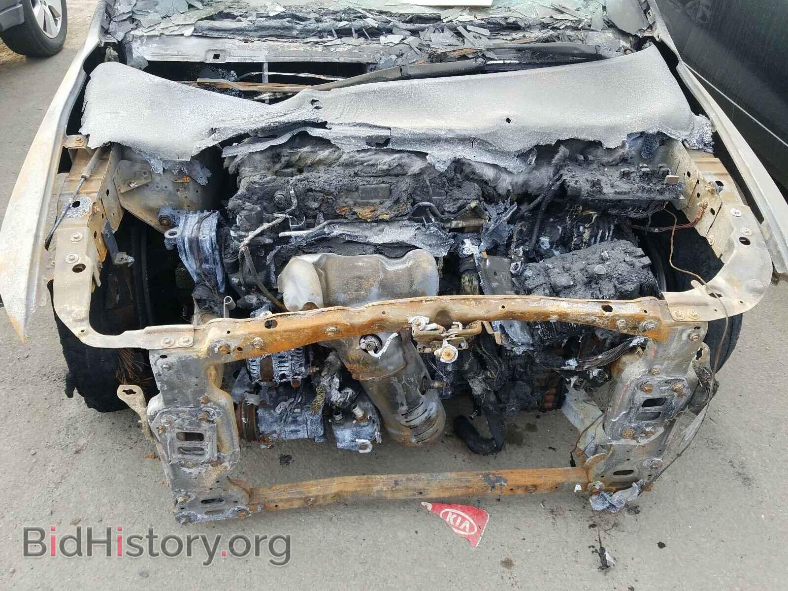 2015 CHRYSLER 200 - VIN: 1C3CCCAB5FN639898 - Фото 9