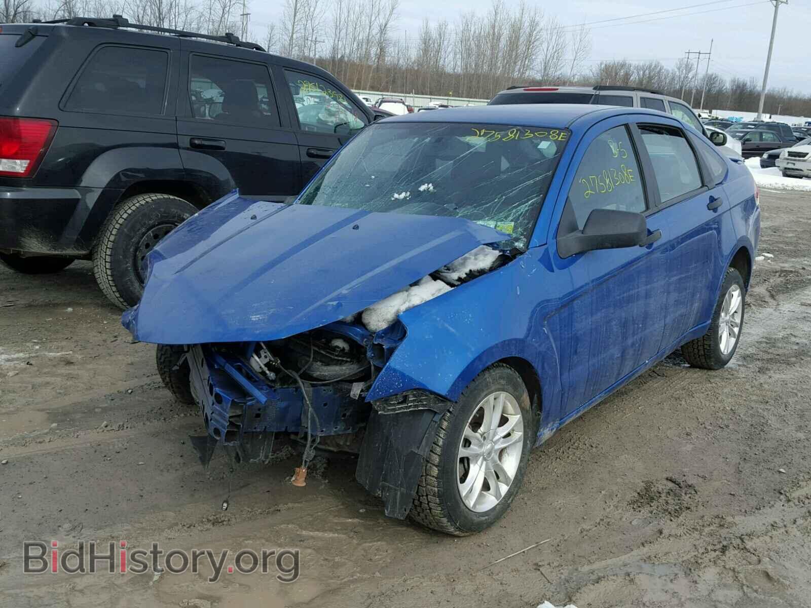 2010 FORD FOCUS - VIN: 1FAHP3FN8AW147111 - Photo 2