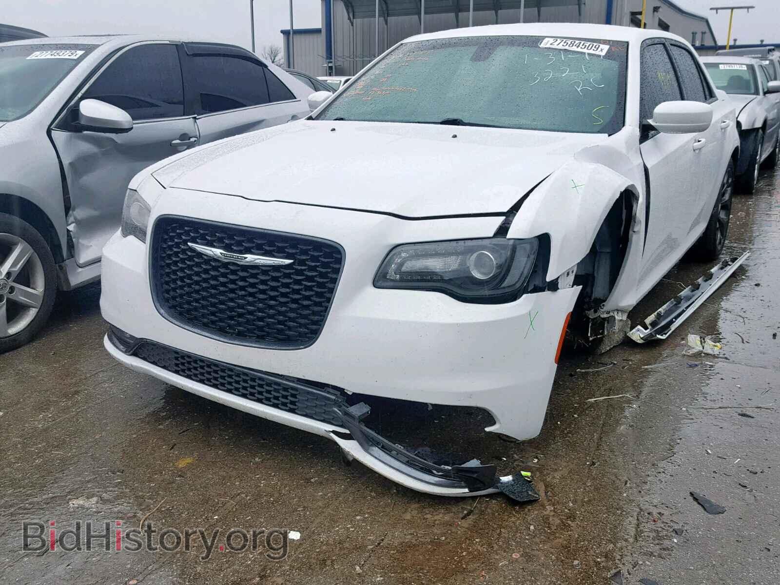 2015 CHRYSLER 300 - VIN: 2C3CCABT5FH803221 - Фото 2