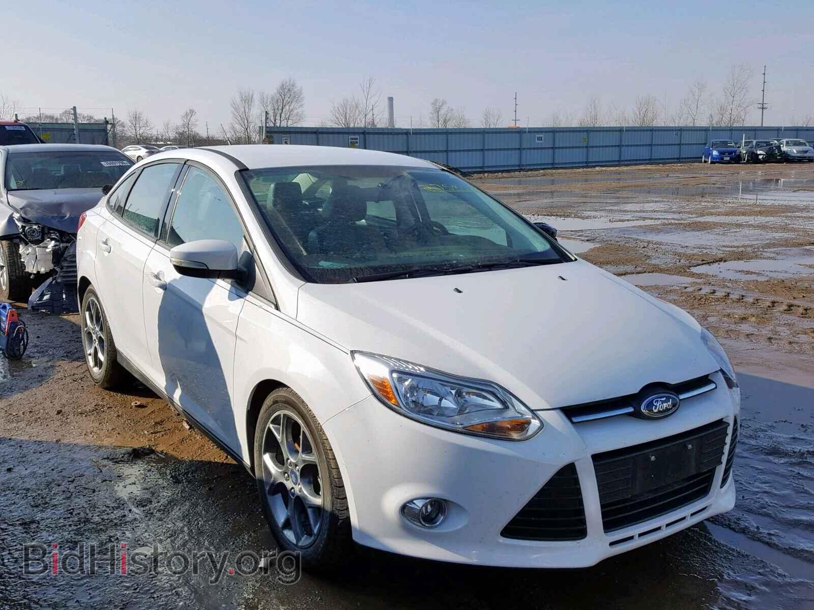 Photo  - FORD FOCUS SE 2014