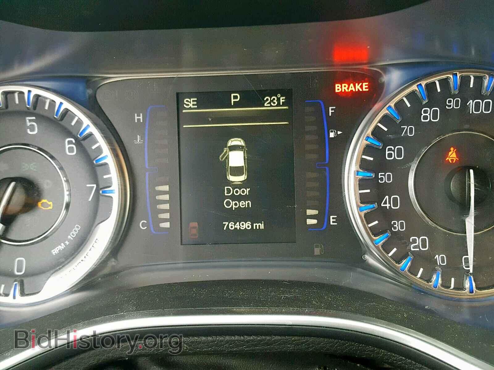 2015 CHRYSLER 200 - VIN: 1C3CCCAB1FN590215 - Фото 8