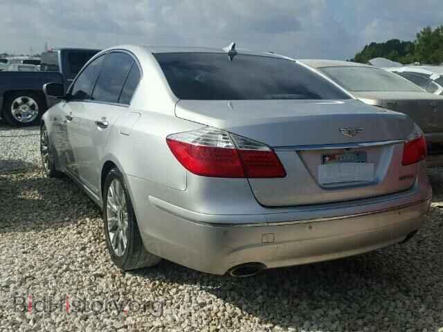 2009 HYUNDAI GENESIS - VIN: KMHGC46E09U038734 - Фото 3