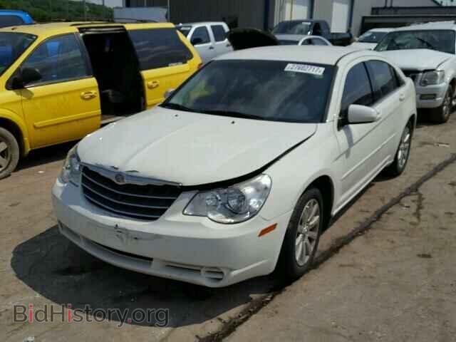 2010 CHRYSLER SEBRING - VIN: 1C3CC5FB2AN147830 - Photo 2