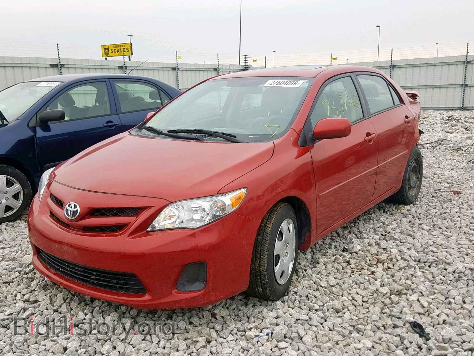 2011 TOYOTA COROLLA BA - VIN: 2T1BU4EE2BC570549 - Фото 2