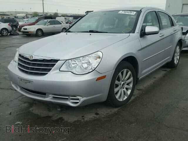 2010 CHRYSLER SEBRING - VIN: 1C3CC5FDXAN196887 - Фото 2