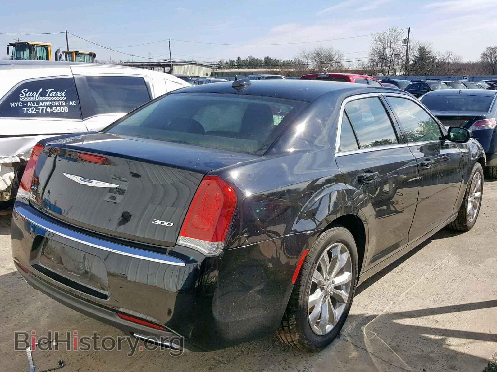 2017 CHRYSLER 300 - VIN: 2C3CCARG8HH648305 - Фото 4