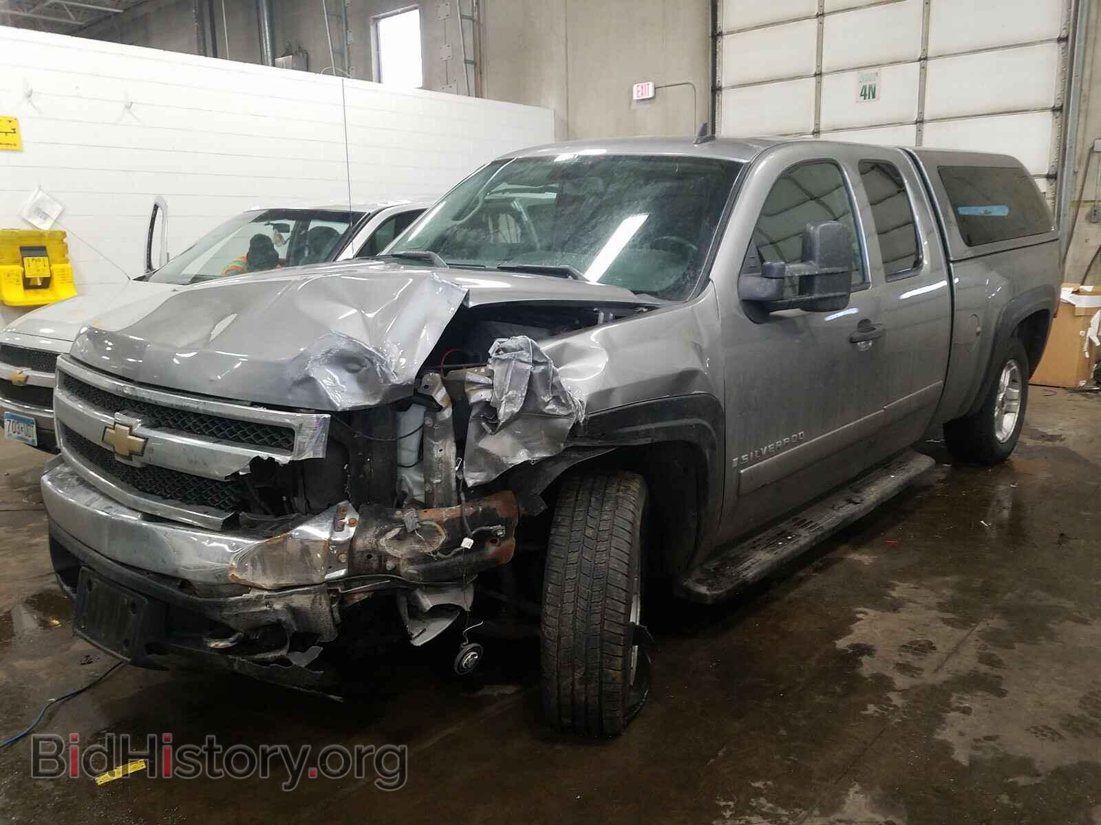 2008 CHEVROLET SILVERADO - VIN: 2GCEC190681333180 - Фото 2