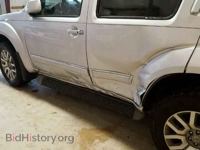 2011 NISSAN PATHFINDER - VIN: 5N1AR1NB6BC610167 - Фото 9