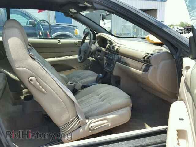 2004 CHRYSLER SEBRING - VIN: 1C3EL55RX4N169151 - Фото 5