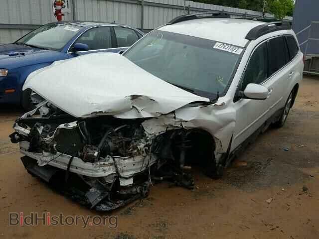 2014 SUBARU OUTBACK - VIN: 4S4BRCCC1E3267543 - Фото 2
