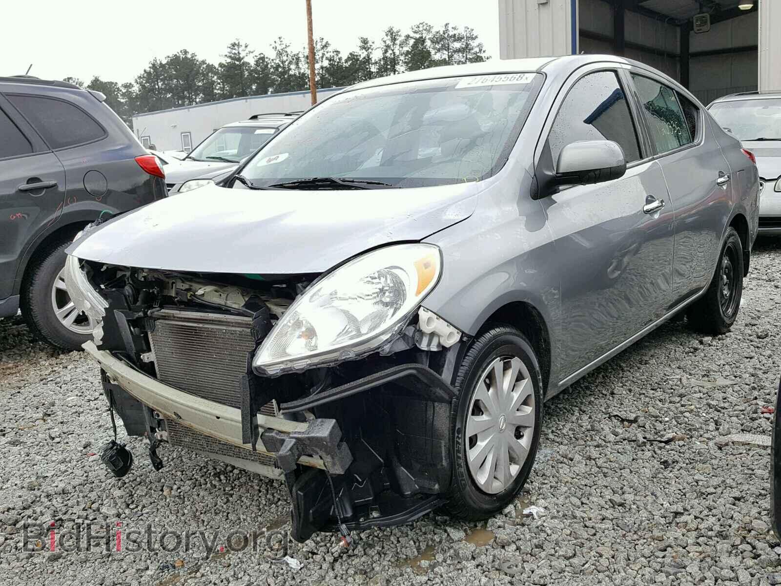 2013 NISSAN VERSA - VIN: 3N1CN7AP1DL829366 - Фото 2