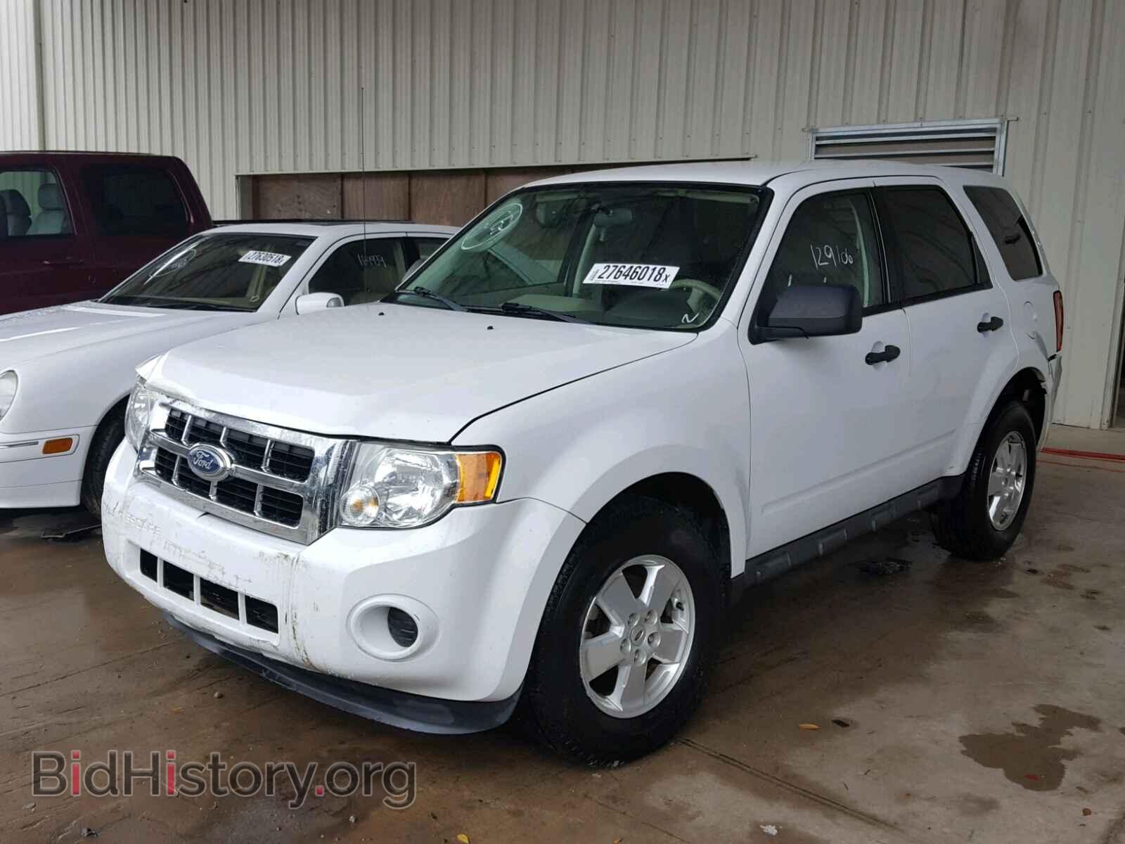 2011 FORD ESCAPE - VIN: 1FMCU0C79BKB67129 - Photo 2
