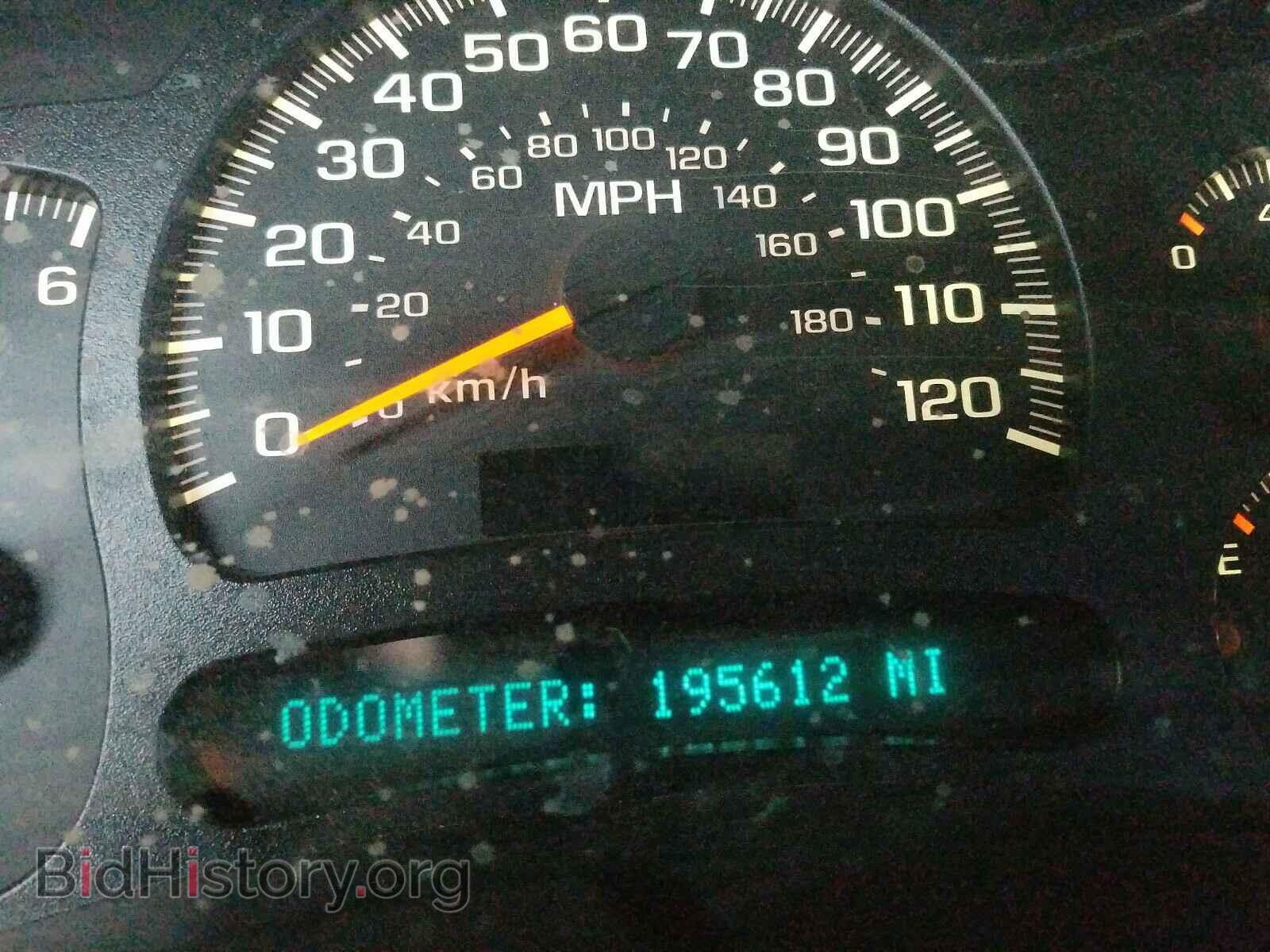 2005 GMC SIERRA - VIN: 2GTEK19V651330841 - Фото 8