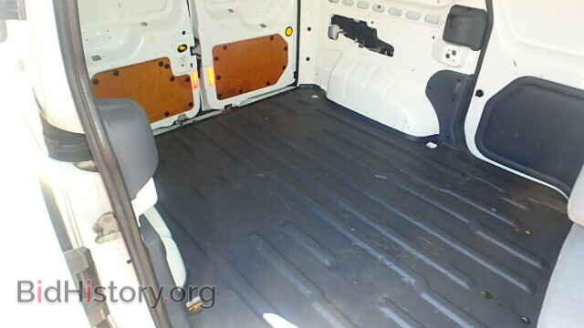 2011 Ford TRANSIT CO (VIN NM0LS7AN9BT060822) — photo 6 of 10