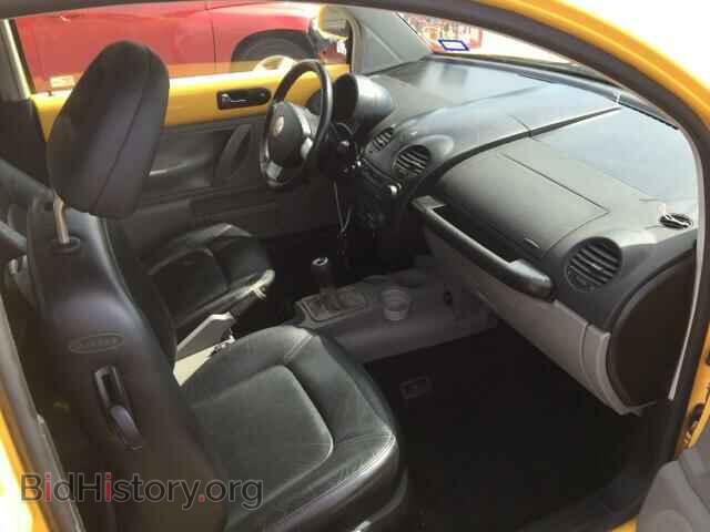2000 VOLKSWAGEN BEETLE - VIN: 3VWCD21C3YM487058 - Фото 5