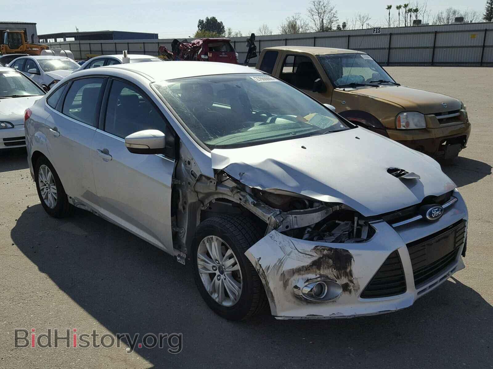 Photo 1FAHP3H27CL339742 - FORD FOCUS 2012
