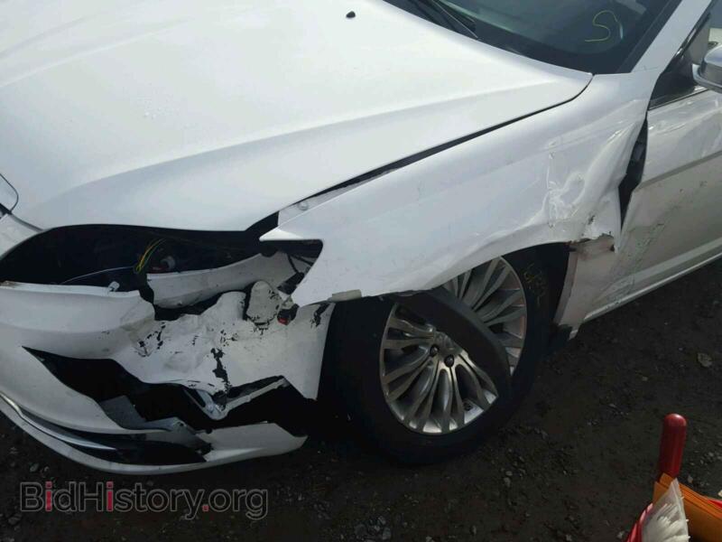 2011 Chrysler 200 (VIN 1C3BC7EG5BN560623) — photo 9 of 10