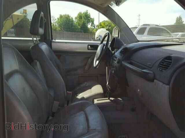 2000 VOLKSWAGEN BEETLE - VIN: 3VWCF21C8YM449335 - Фото 5