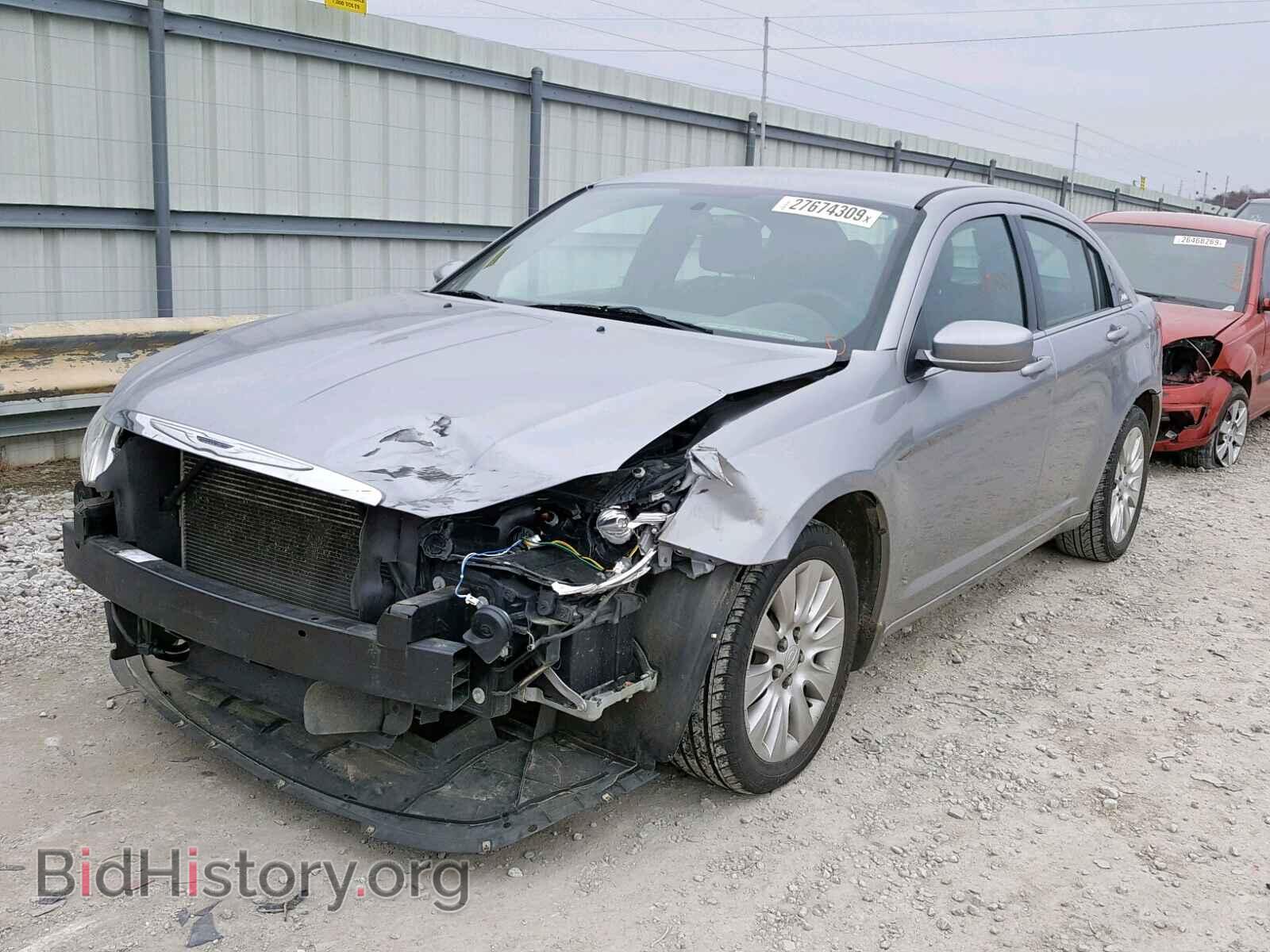 2014 CHRYSLER 200 - VIN: 1C3CCBAB3EN124150 - Фото 2