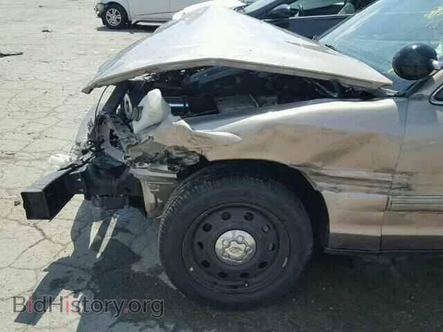 2011 FORD CROWN VIC - VIN: 2FABP7BV9BX123747 - Фото 9