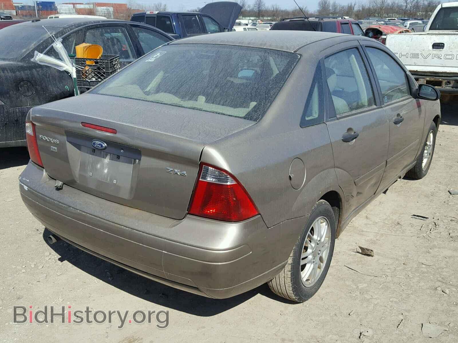 2005 FORD FOCUS - VIN: 1FAFP34N95W117194 - Фото 4
