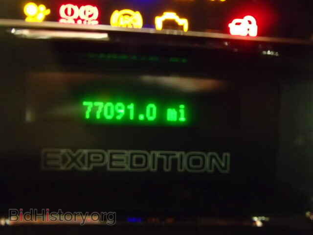 2011 FORD EXPEDITION - VIN: 1FMJK1K50BEF49793 - Фото 8