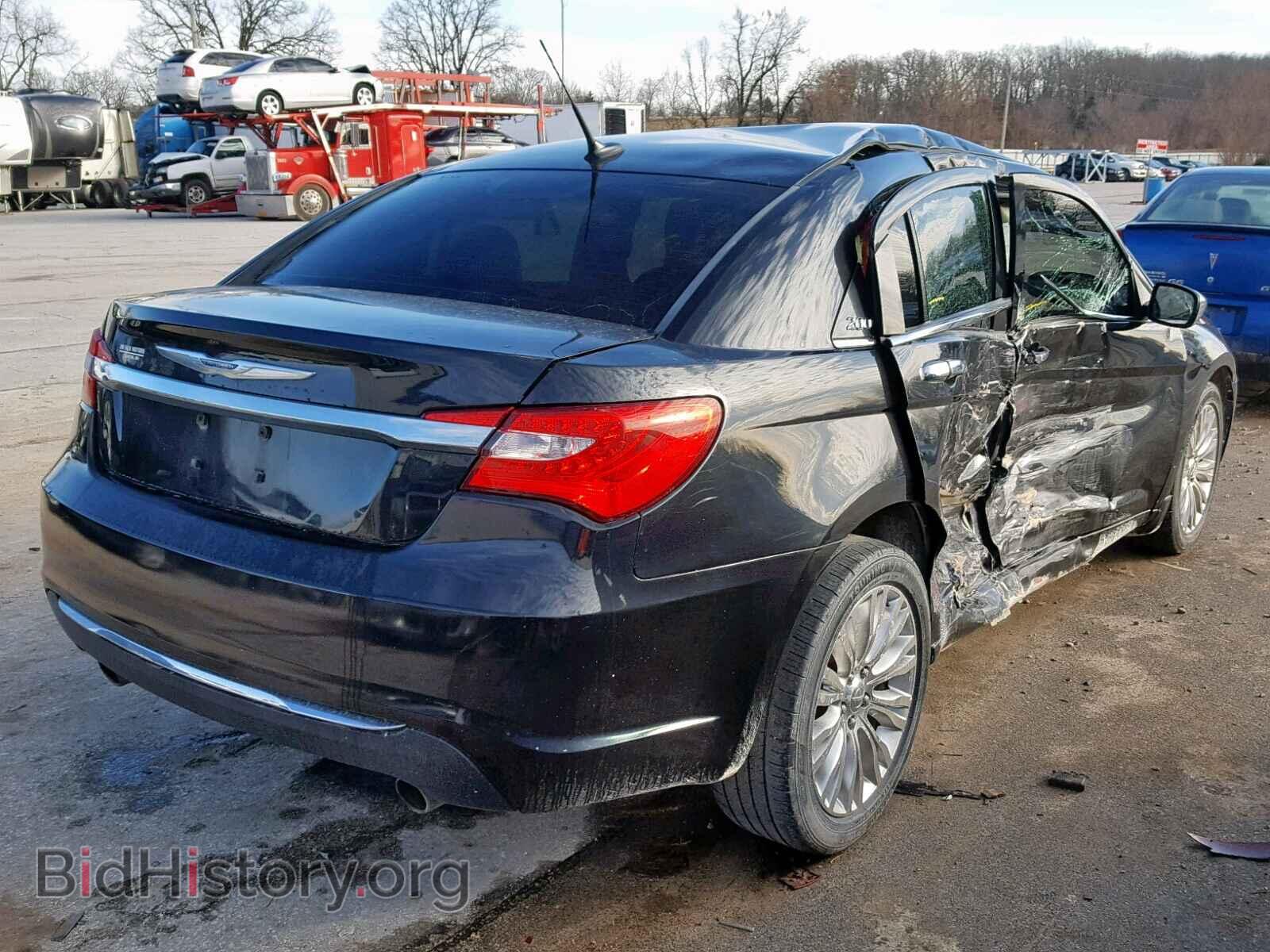 2011 CHRYSLER 200 - VIN: 1C3BC2FG5BN519765 - Фото 4