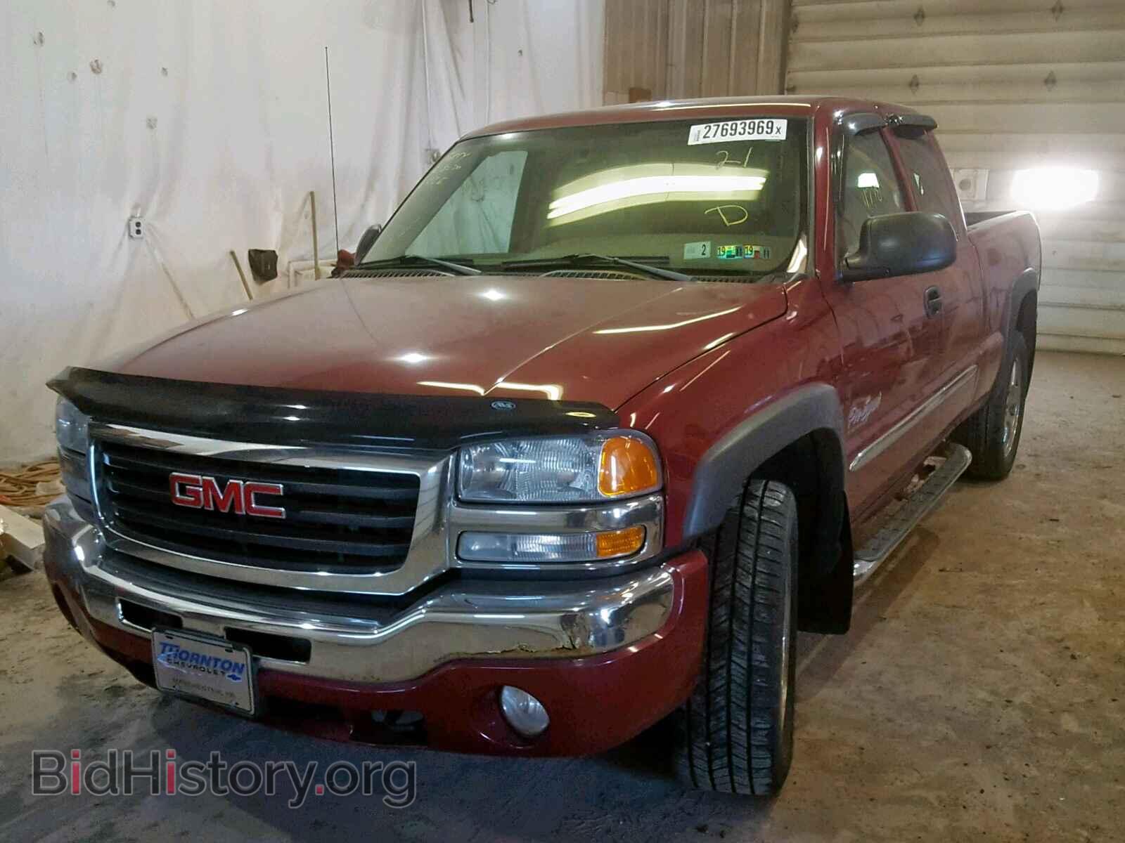2004 GMC NEW SIERRA - VIN: 2GTEK19TX41291507 - Фото 2