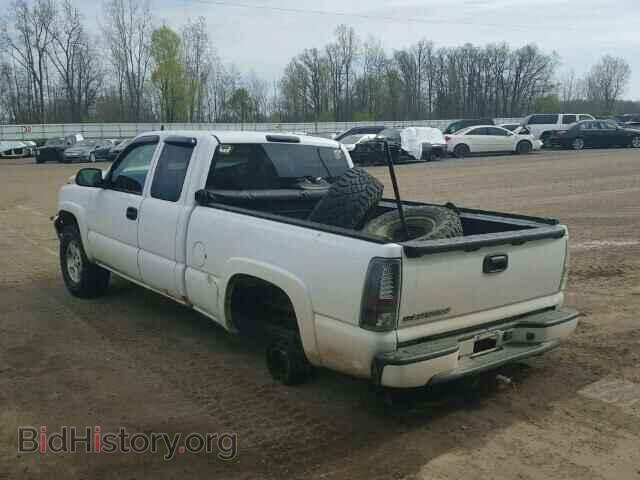 2006 CHEVROLET SILVERADO - VIN: 2GCEK19B261112645 - Фото 3
