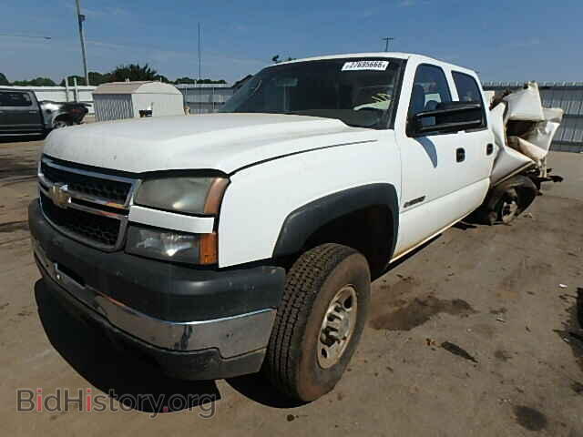 2006 CHEVROLET SILVERADO - VIN: 1GCHC23U06F263373 - Photo 2