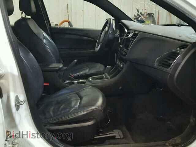 2011 CHRYSLER 200 - VIN: 1C3BC2FB5BN616016 - Фото 5