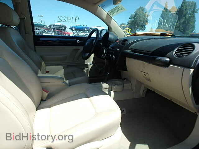 2004 VOLKSWAGEN BEETLE - VIN: 3VWCD31C14M409331 - Фото 5