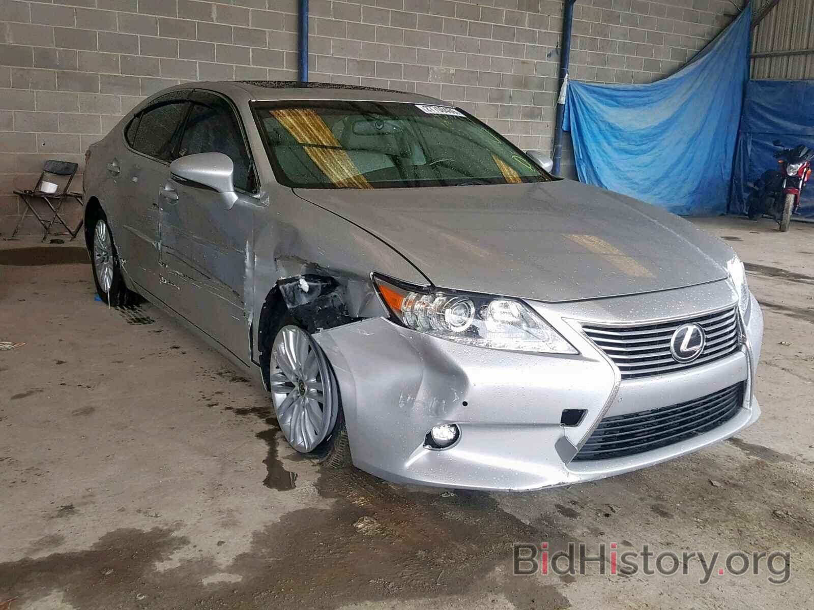 Photo JTHBK1GG4F2180879 - LEXUS ES350 2015