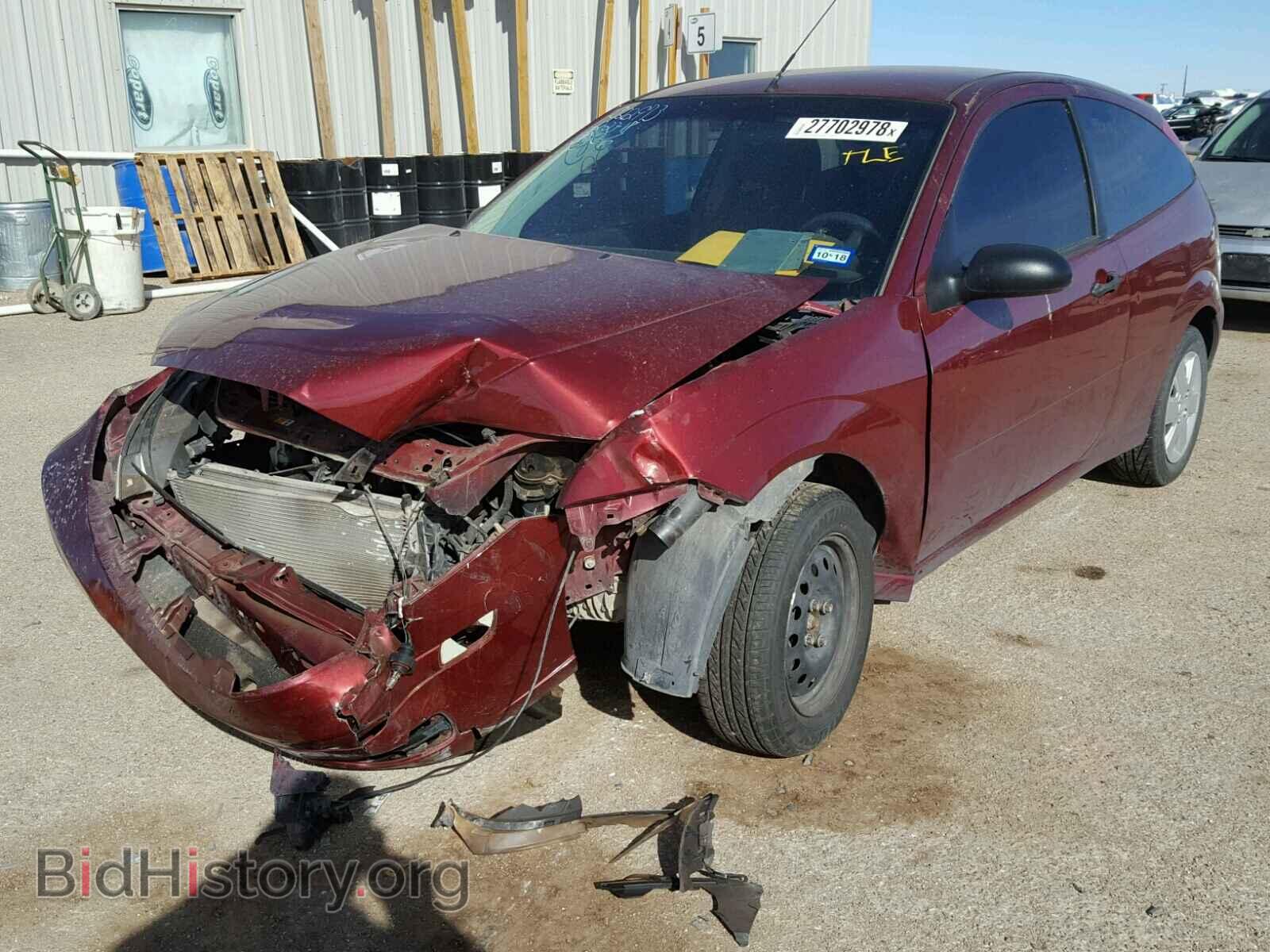 2006 FORD FOCUS - VIN: 1FAFP31N16W162510 - Фото 2