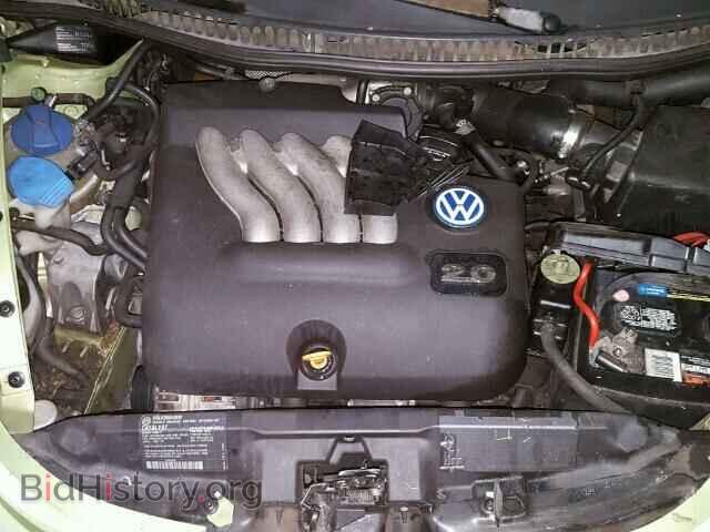 2000 VOLKSWAGEN BEETLE - VIN: 3VWCA21C8YM410128 - Фото 7