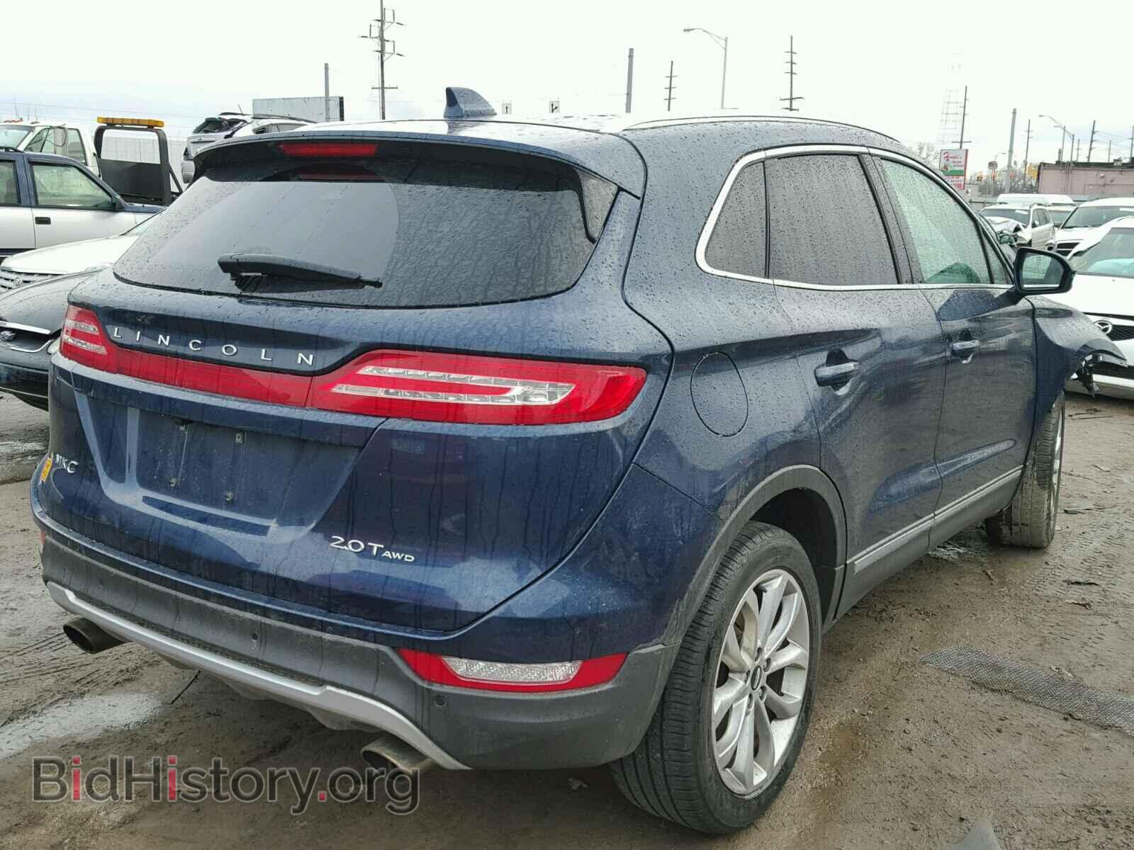 2017 LINCOLN MKC - VIN: 5LMCJ2D94HUL04444 - Photo 4