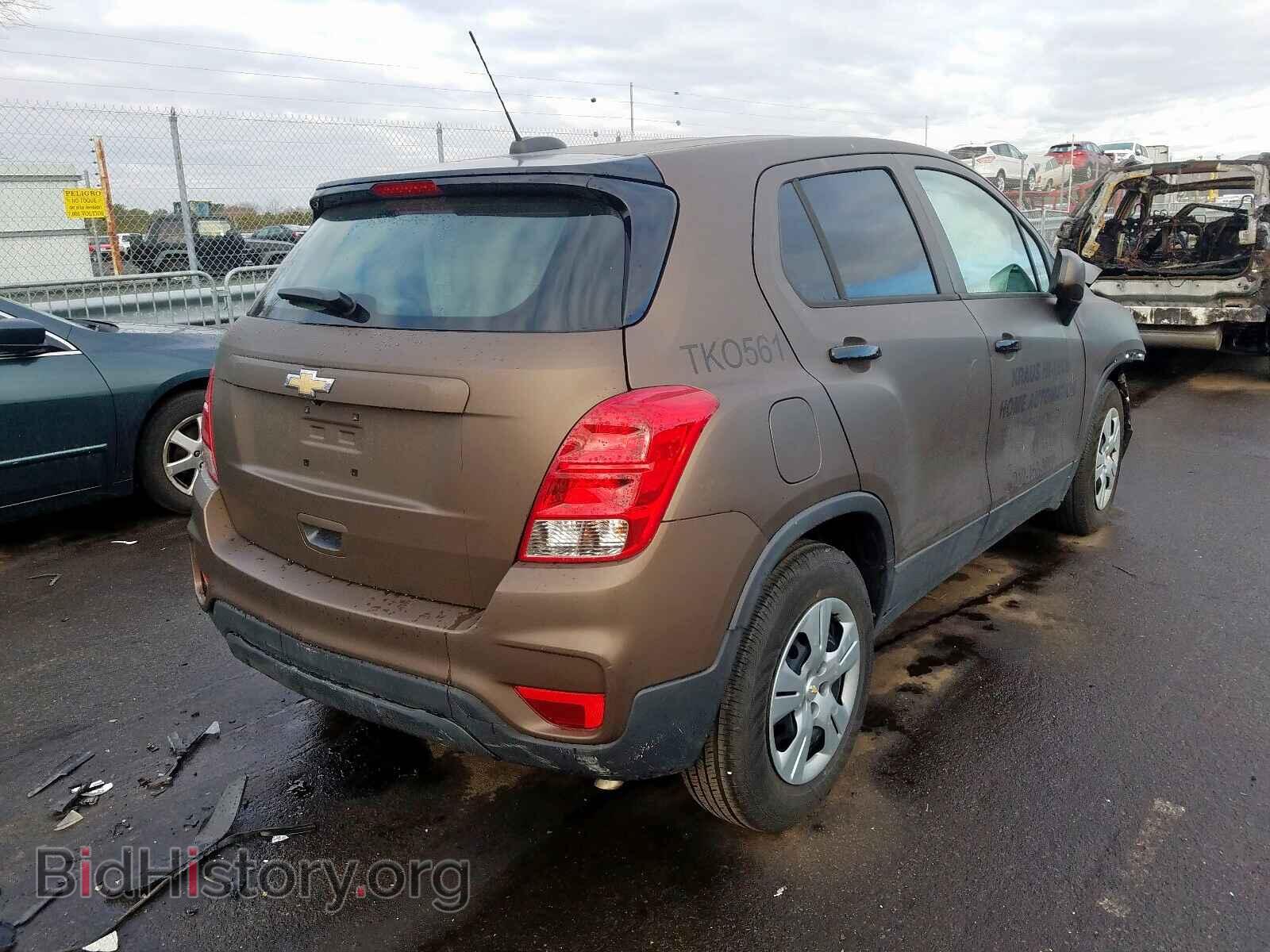 2017 CHEVROLET TRAX - VIN: 3GNCJKSB8HL288408 - Фото 4