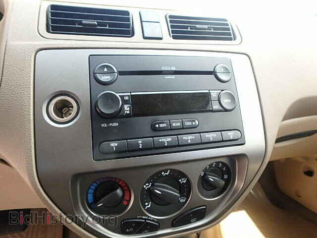 2005 FORD FOCUS - VIN: 1FAFP36NX5W252343 - Фото 9